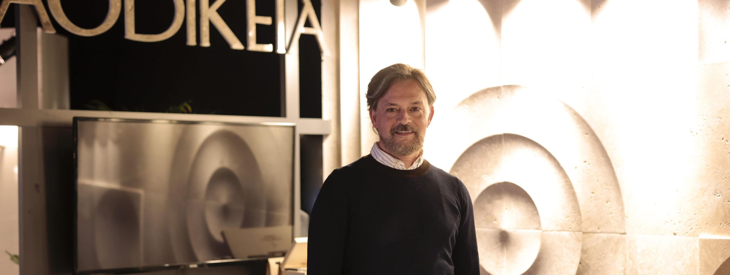 HAKAN HİKAYE KAPAKk-min